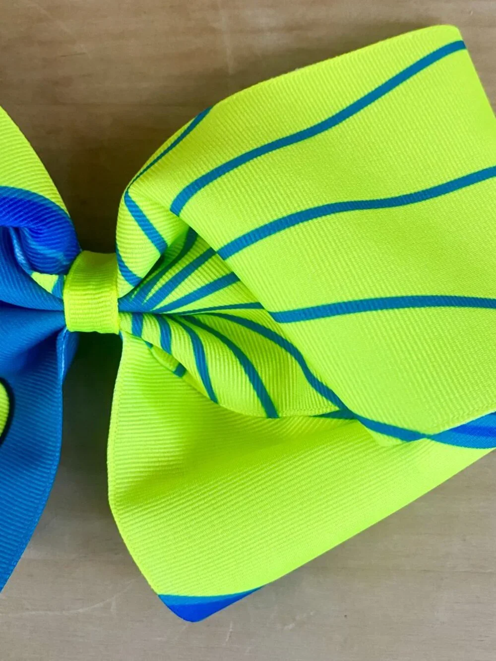 Buc-ee's Hair Bow, Bright and Happy, Yellow, Blue, Pink, New!